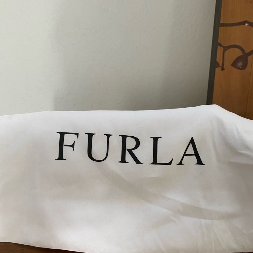 Mint Condition Furla MiMi Bag in Ruby - Picture 7 of 7